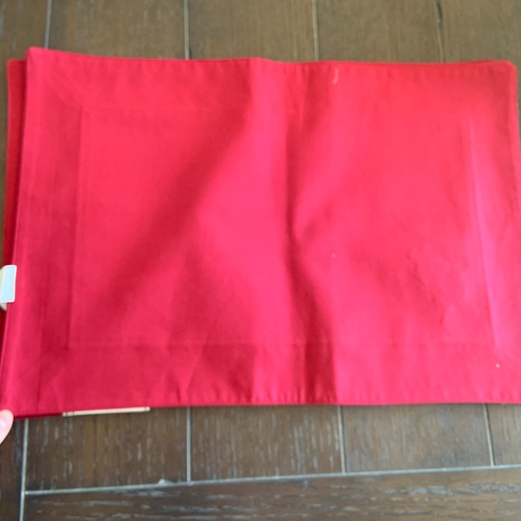 Laura Ashley Embroidered Placemat Set of 4 New - Picture 3 of 3